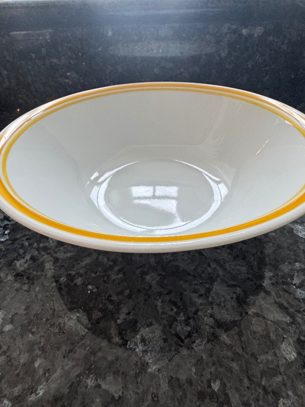 Corelle 2-Quart (10-inch) Large 2 Tone Yellow Double Rimmed Pasta / Serving Bowl